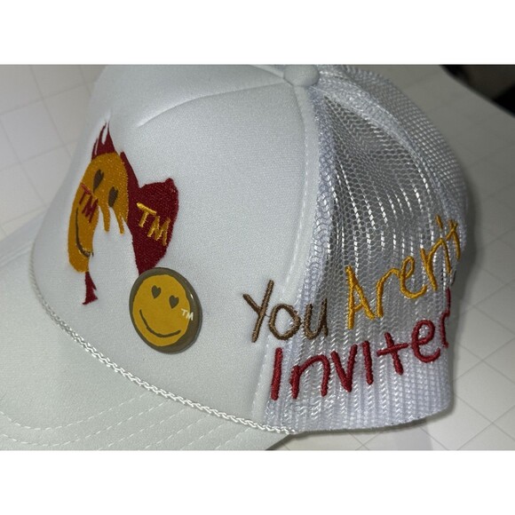 HYDE PARK - You Aren't Invited "Stay Cheesing" Trucker Hat White Rare Streetwear